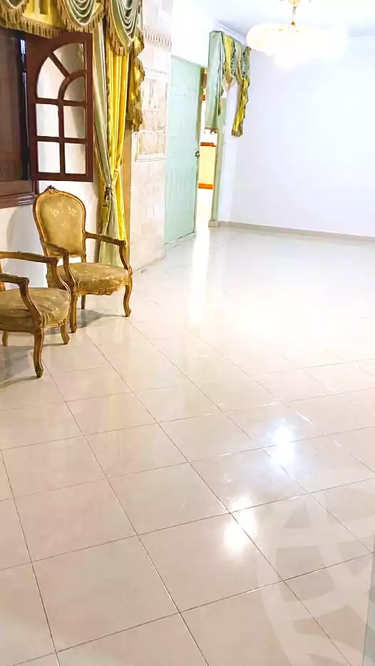 https://aqarmap.com.eg/en/listing/7181800-for-rent-alexandria-ganaklis