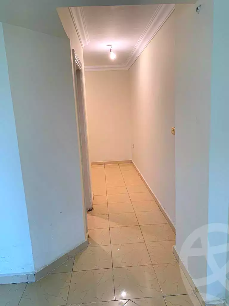 https://aqarmap.com.eg/ar/listing/7181790-for-sale-cairo-6th-of-october-el-ahyaa-neighborhood-4th-neighbourhood-2