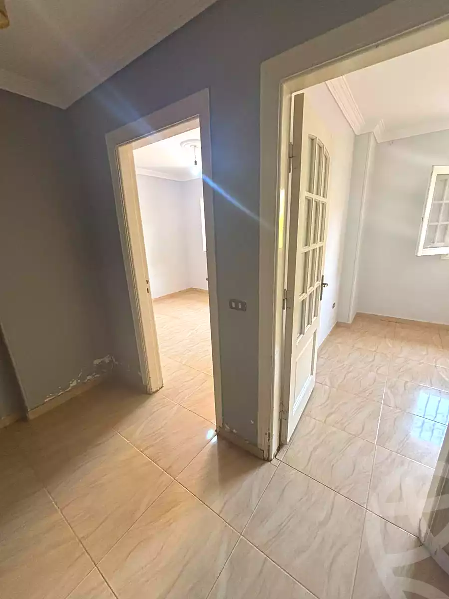 https://aqarmap.com.eg/ar/listing/7182041-for-sale-cairo-6th-of-october-el-ahyaa-neighborhood-1st-al-maahad