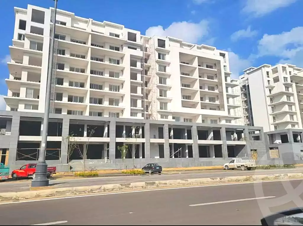 https://aqarmap.com.eg/ar/listing/7182114-for-sale-north-coast-new-alamein-mntj-t-l-lmyn-ljdyd-kmbwnd-mzryn