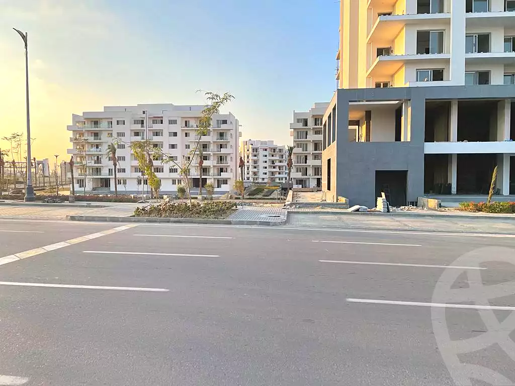 https://aqarmap.com.eg/ar/listing/7182233-for-sale-north-coast-new-alamein-mntj-t-l-lmyn-ljdyd-kmbwnd-mzryn