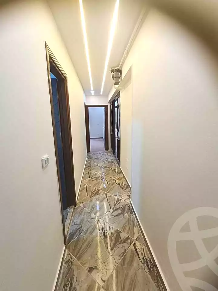 https://aqarmap.com.eg/ar/listing/7182343-for-sale-alexandria-miami