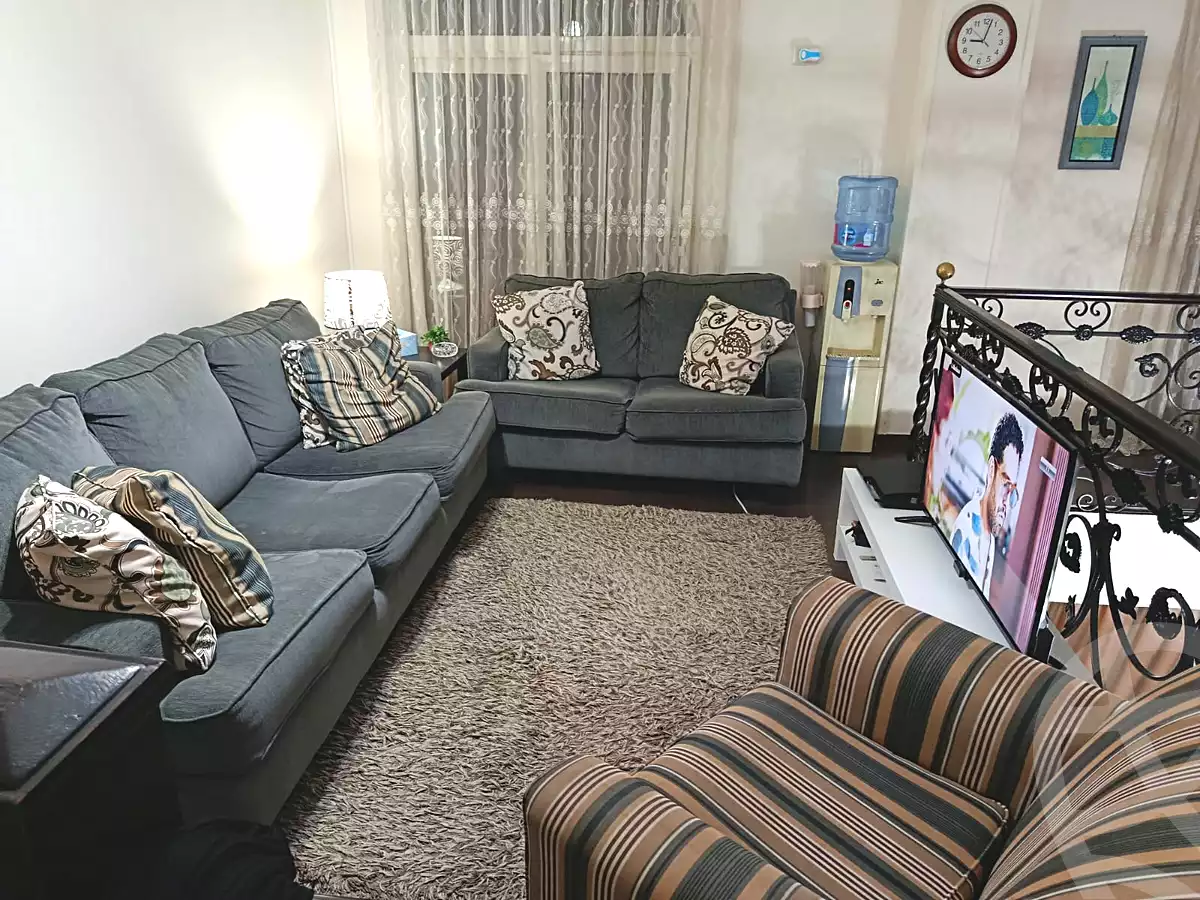 https://aqarmap.com.eg/ar/listing/7182458-for-sale-cairo-new-cairo-el-ahyaa-first-neighborhood-street-1