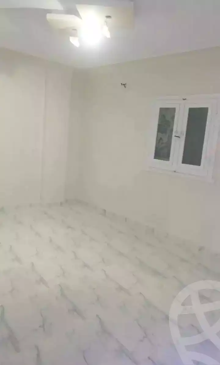 https://aqarmap.com.eg/ar/listing/7182490-for-sale-alexandria-al-agamy-el-hanouvel