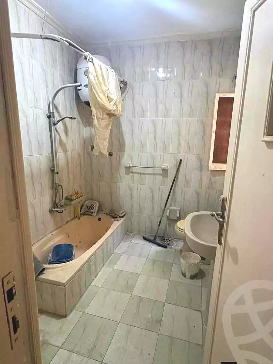 https://aqarmap.com.eg/ar/listing/7182625-for-sale-alexandria-al-agamy-lbytsh-abd-el-fattah-el-talkhawy