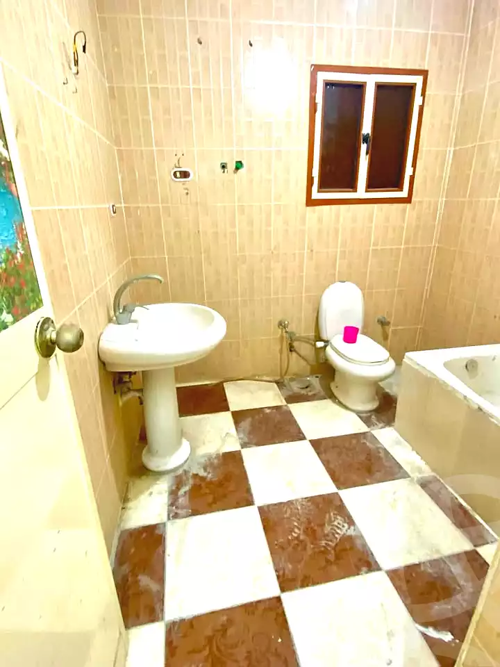 https://aqarmap.com.eg/en/listing/7182766-for-sale-alexandria-al-agamy-lbytsh-ain-shams-st
