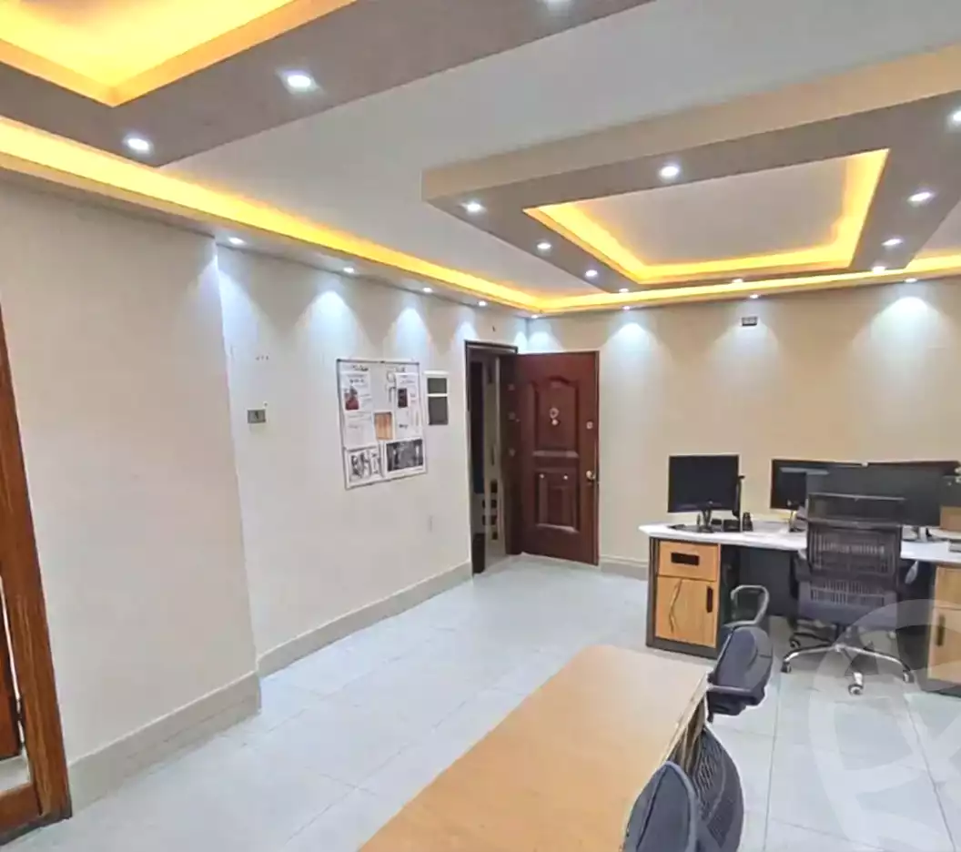 https://aqarmap.com.eg/ar/listing/7183095-for-sale-alexandria-moharram-bey-grin-st