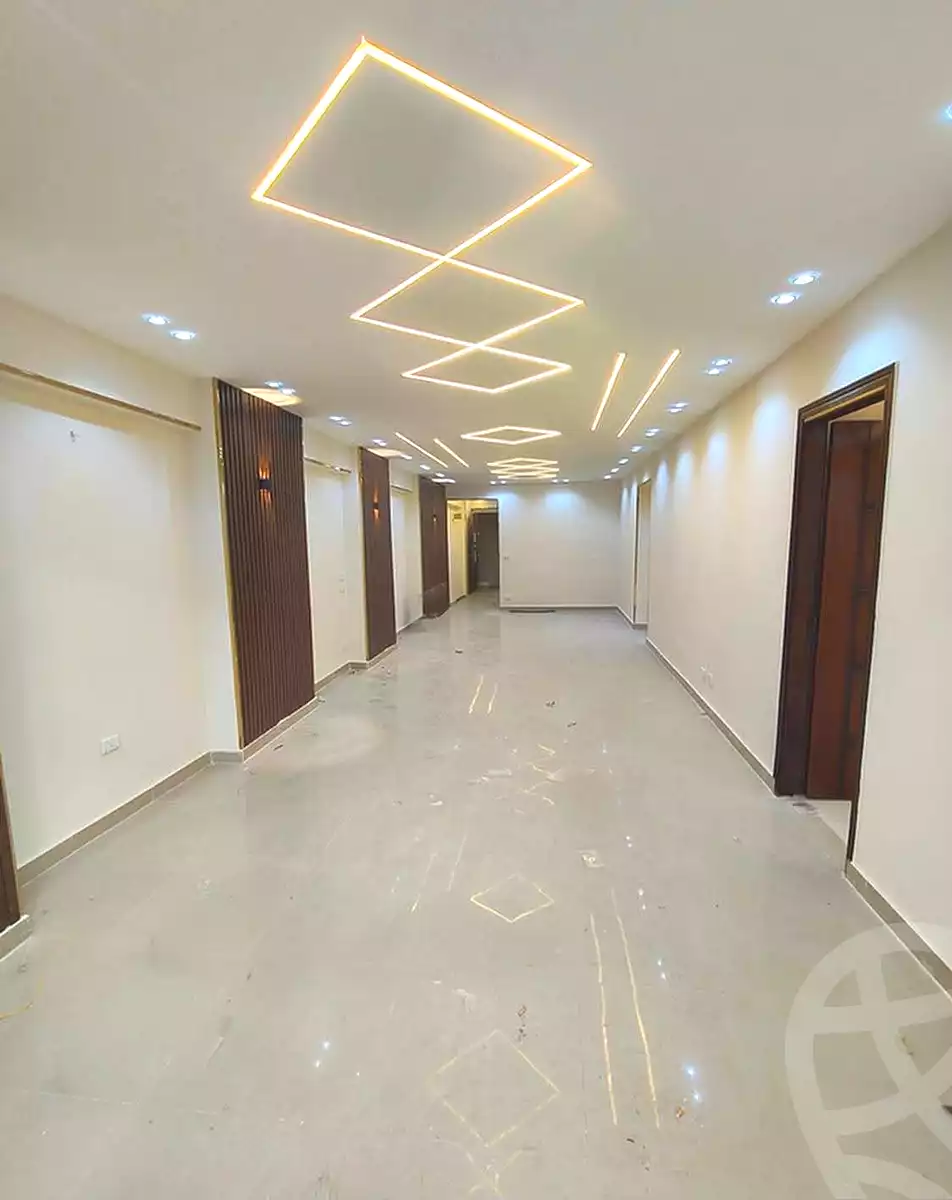 https://aqarmap.com.eg/ar/listing/7183106-for-sale-alexandria-miami-street-57