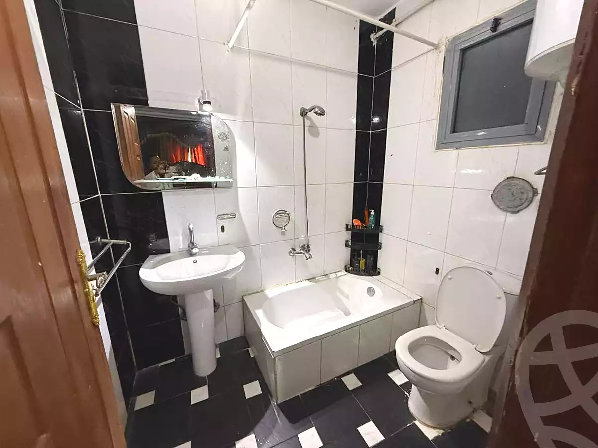 https://aqarmap.com.eg/en/listing/7183592-for-sale-cairo-ain-shams-jsr-lswys-el-arbaeen-st
