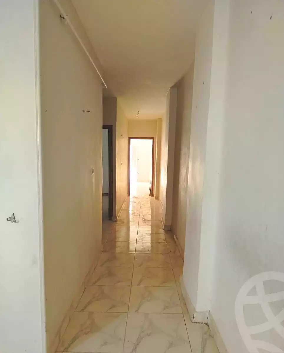 https://aqarmap.com.eg/en/listing/7183738-for-rent-alexandria-al-agamy-el-hanouvel-yathreb-st