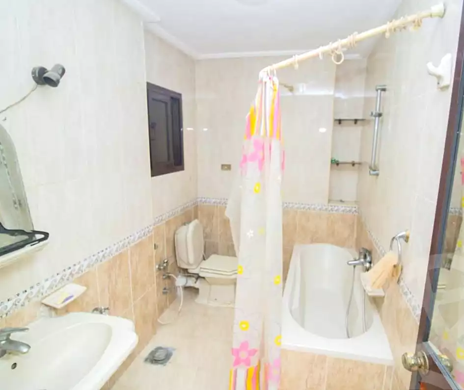 https://aqarmap.com.eg/ar/listing/7183893-for-rent-alexandria-moharram-bey