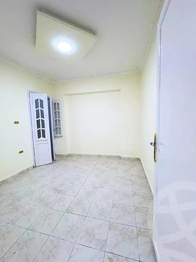 https://aqarmap.com.eg/ar/listing/7184083-for-sale-alexandria-al-agamy-shataa-el-nakheel