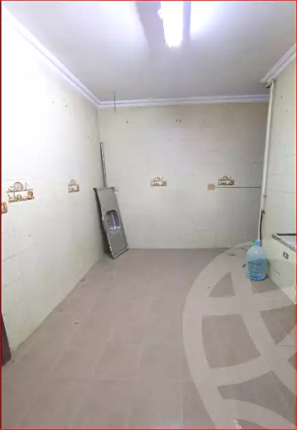 https://aqarmap.com.eg/ar/listing/7184615-for-rent-cairo-helwan-mostafa-fahmy-st
