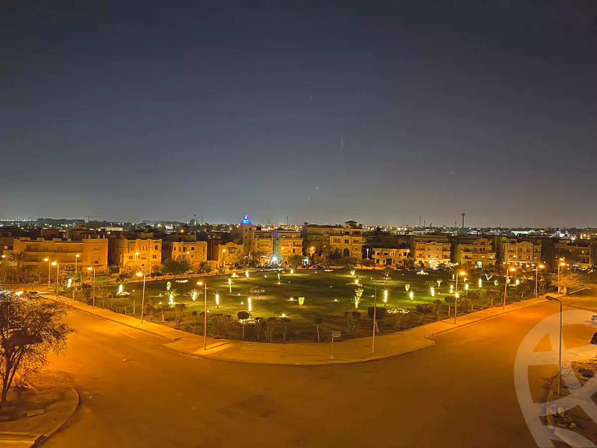 https://aqarmap.com.eg/ar/listing/7184945-for-sale-cairo-new-cairo-ganob-el-akadamiya-south-academy-b-medhat-el-kholy-st