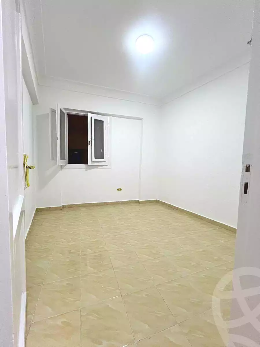 https://aqarmap.com.eg/en/listing/7185194-for-sale-alexandria-al-agamy-shataa-el-nakheel