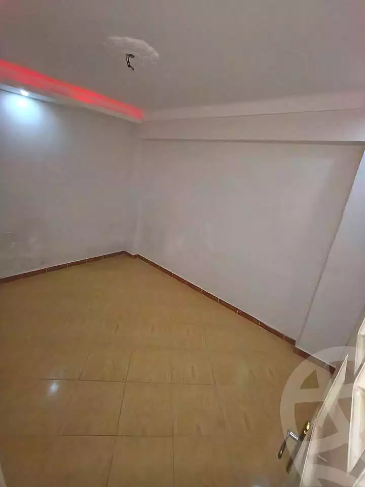 https://aqarmap.com.eg/ar/listing/7185567-for-sale-alexandria-lsywf-el-falki