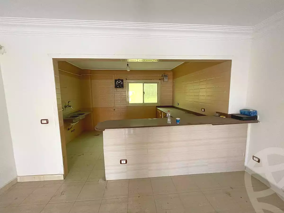 https://aqarmap.com.eg/ar/listing/7185875-for-sale-cairo-6th-of-october-el-ahyaa-neighborhood-1st-rich-bake-st