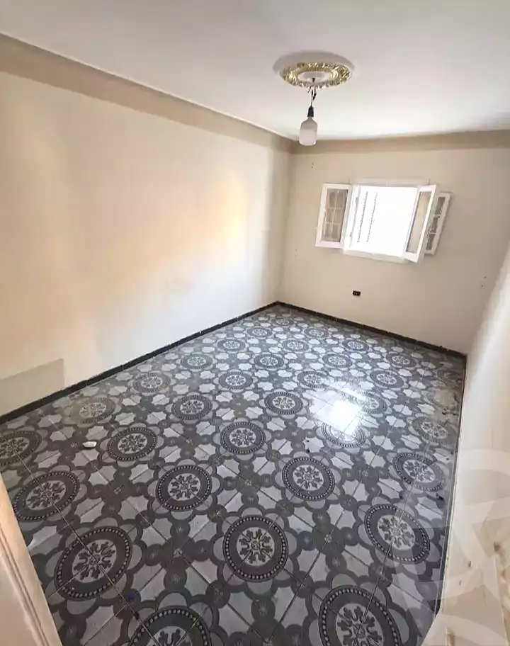 https://aqarmap.com.eg/ar/listing/7186321-for-sale-alexandria-al-agamy-el-hanouvel