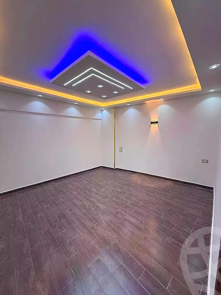 https://aqarmap.com.eg/en/listing/7186426-for-sale-alexandria-miami-el-sayed-radwan-st