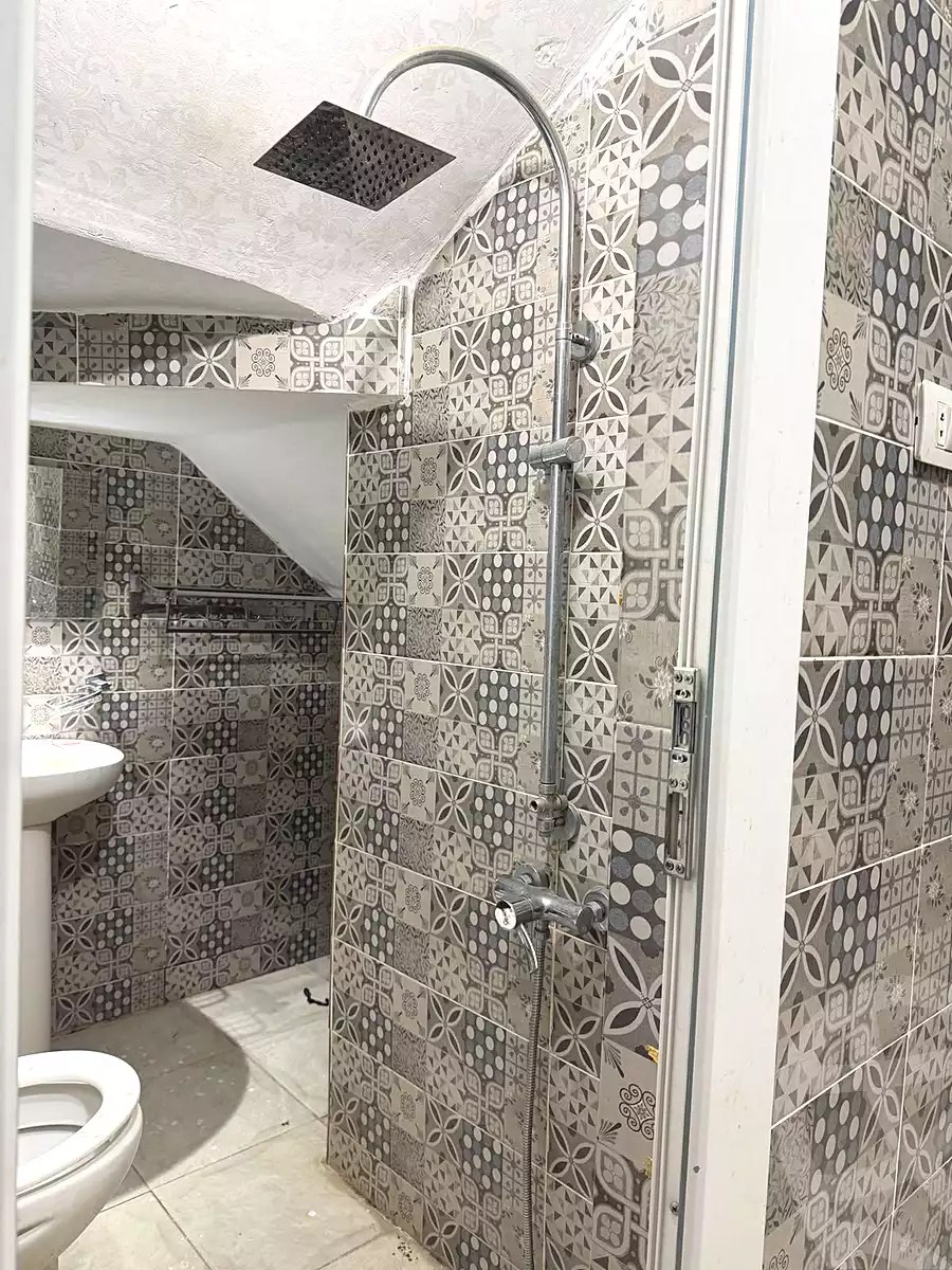 https://aqarmap.com.eg/ar/listing/7148074-for-rent-cairo-new-cairo-90th-street-south-teseen-st