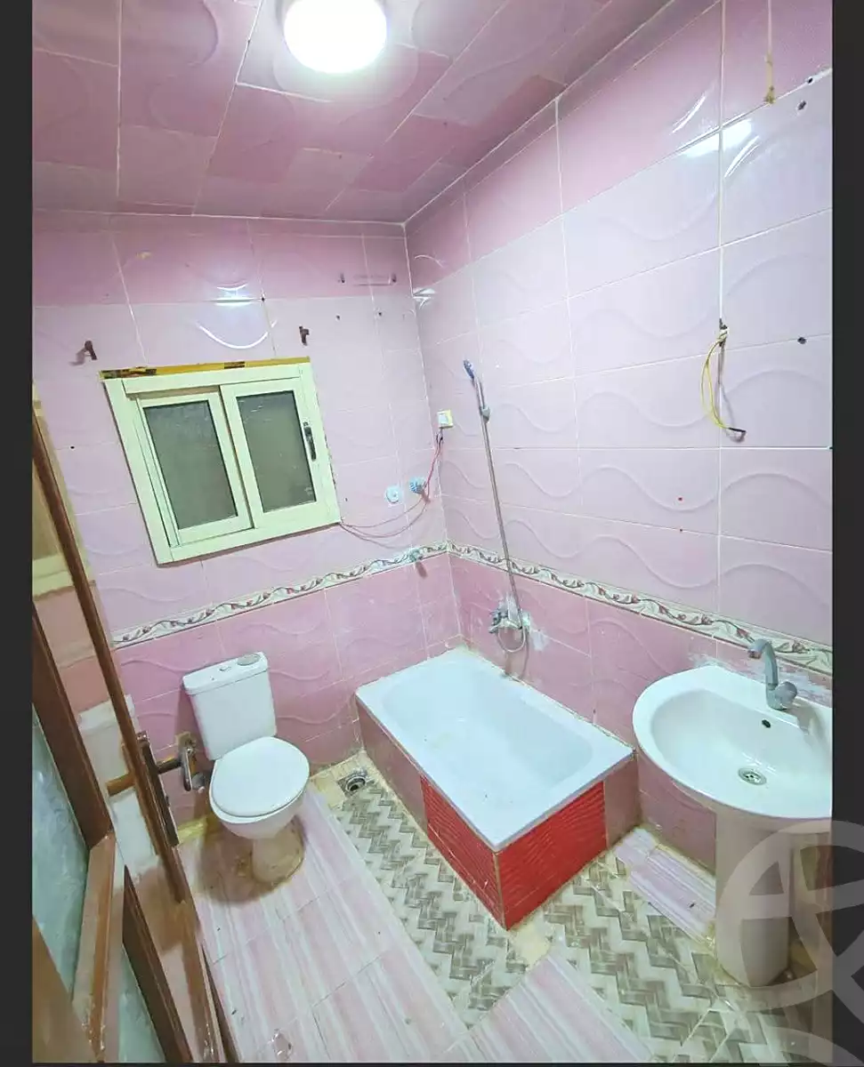 https://aqarmap.com.eg/ar/listing/7186687-for-sale-alexandria-al-agamy-el-hanouvel