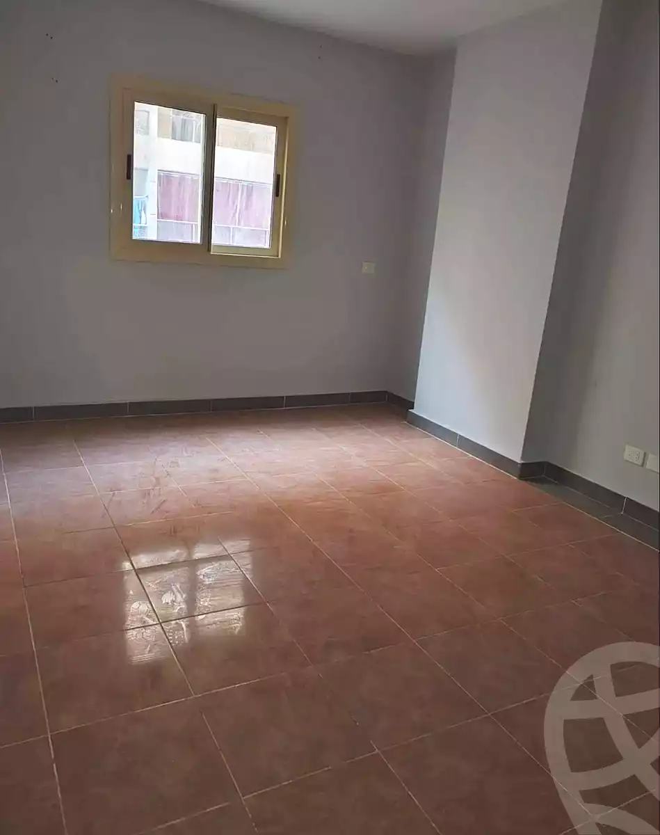 https://aqarmap.com.eg/en/listing/7186717-for-rent-alexandria-el-montazah