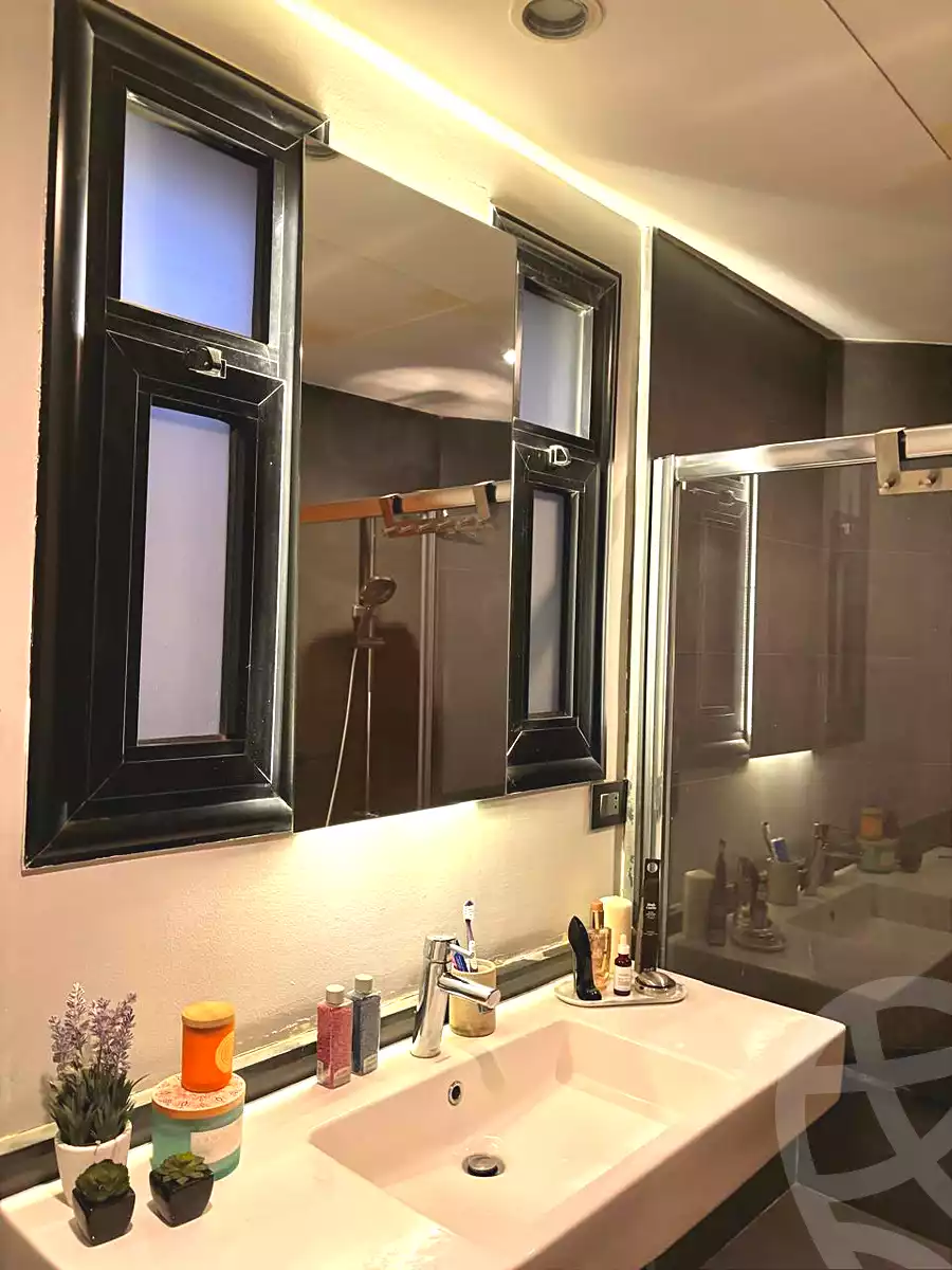 https://aqarmap.com.eg/en/listing/7186831-for-sale-cairo-new-cairo-lrhb-city-mtdd-lrhb-phase-9