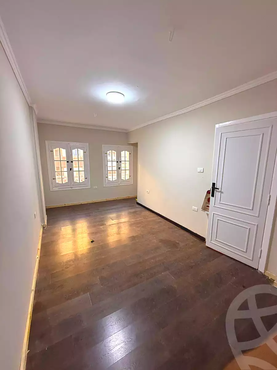 https://aqarmap.com.eg/ar/listing/7187045-for-sale-cairo-helwan-helwan-el-sharkeya-abd-el-rahman-pasha-st