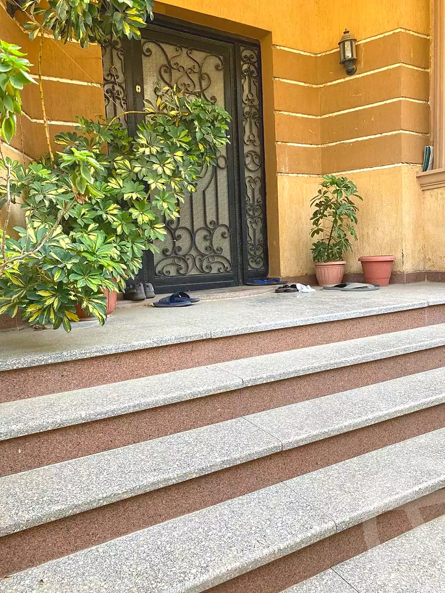 https://aqarmap.com.eg/ar/listing/7187364-for-sale-cairo-el-sheikh-zayed-city-el-hay-elthaleth-lhy-lthlth