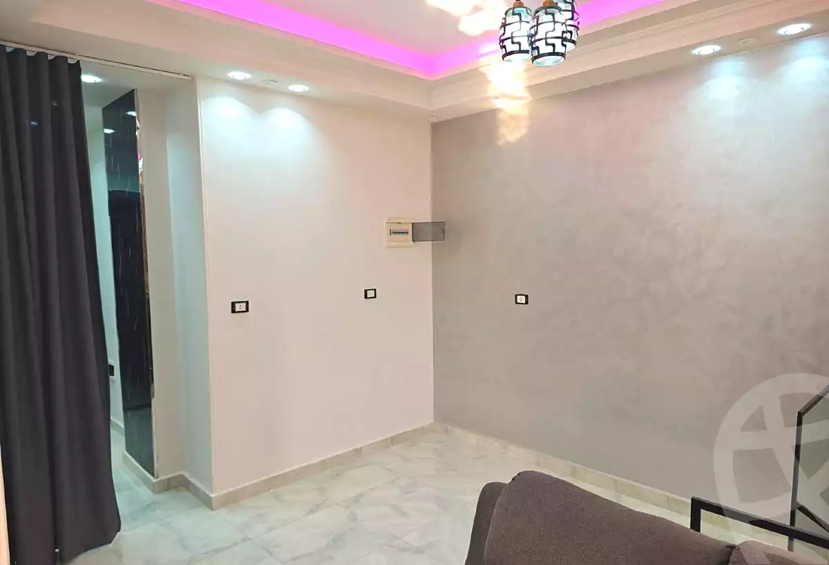 https://aqarmap.com.eg/ar/listing/7187651-for-sale-cairo-new-cairo-compounds-jrdyny-hyts-3