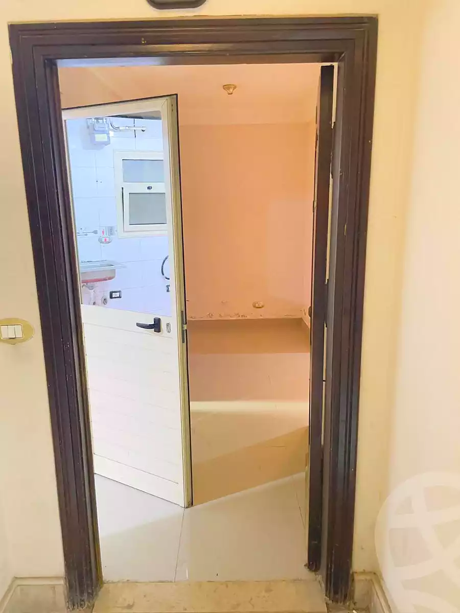 https://aqarmap.com.eg/ar/listing/7187979-for-sale-cairo-el-maadi-compounds-el-baron-city