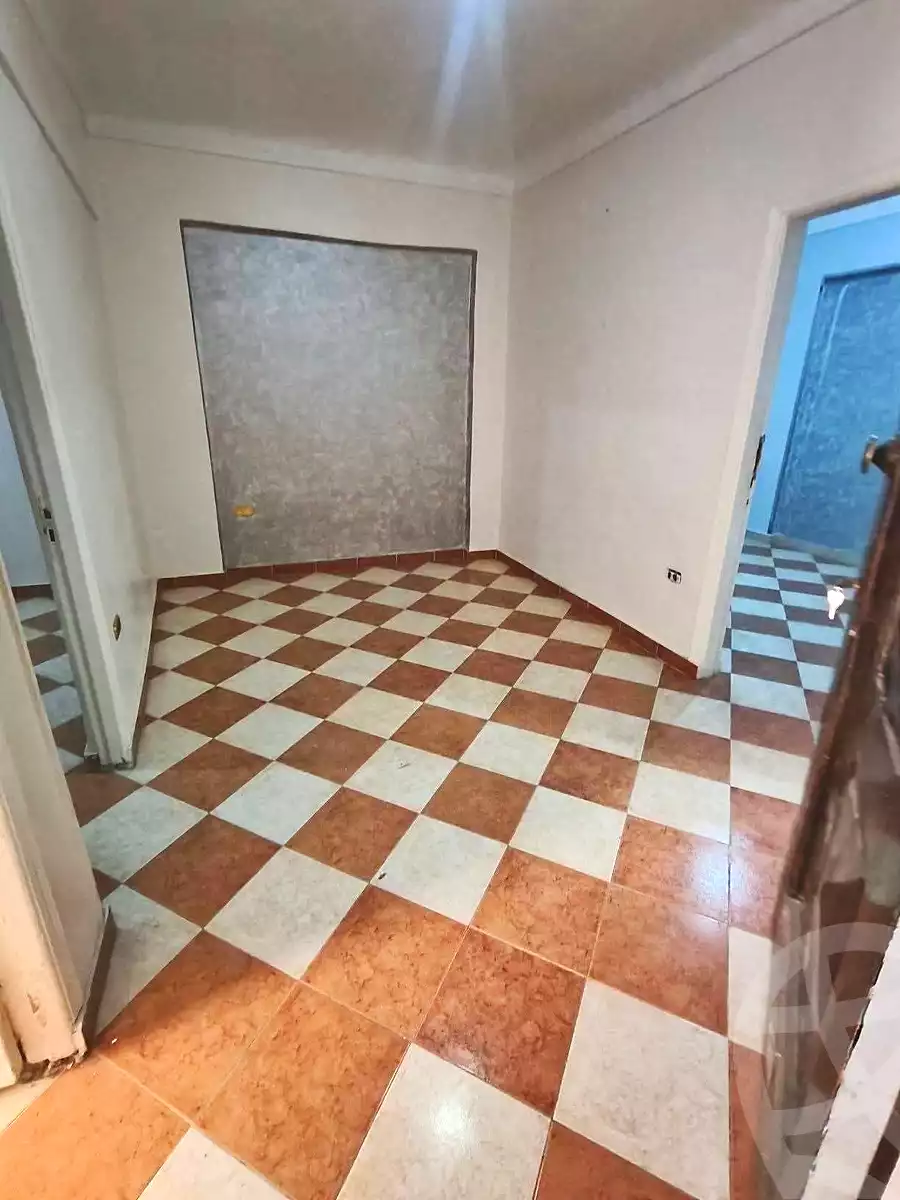 https://aqarmap.com.eg/ar/listing/7188060-for-sale-alexandria-lsywf-el-falki