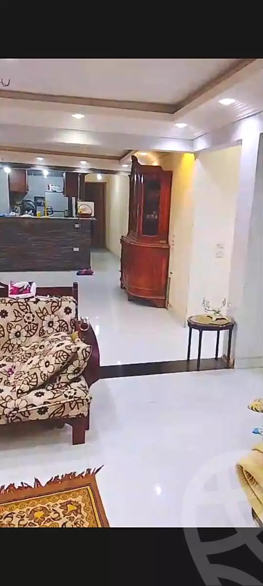 https://aqarmap.com.eg/ar/listing/7188130-for-sale-cairo-ain-shams-ain-shams-el-sharkia-el-zahraa-st