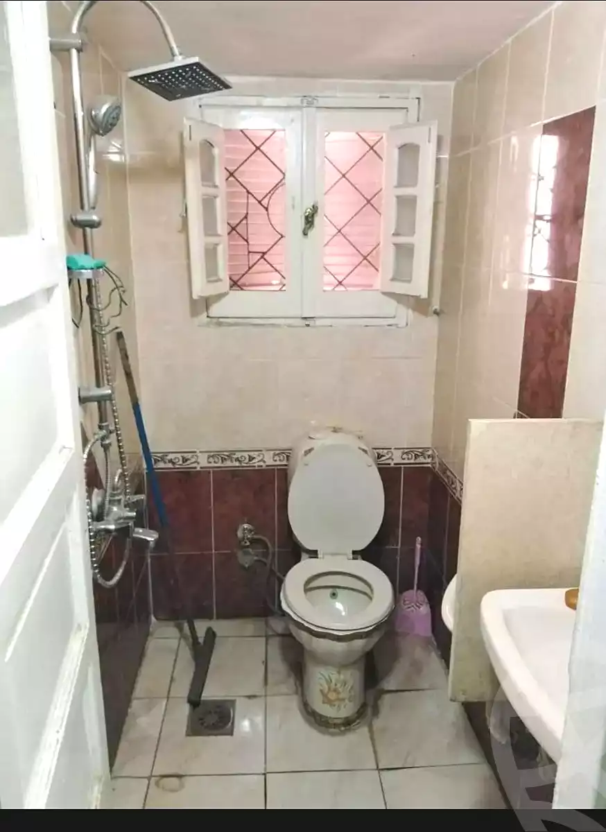 https://aqarmap.com.eg/en/listing/7188134-for-sale-alexandria-sydy-bshr-sydy-bshr-bhry-farouk-darwish-st