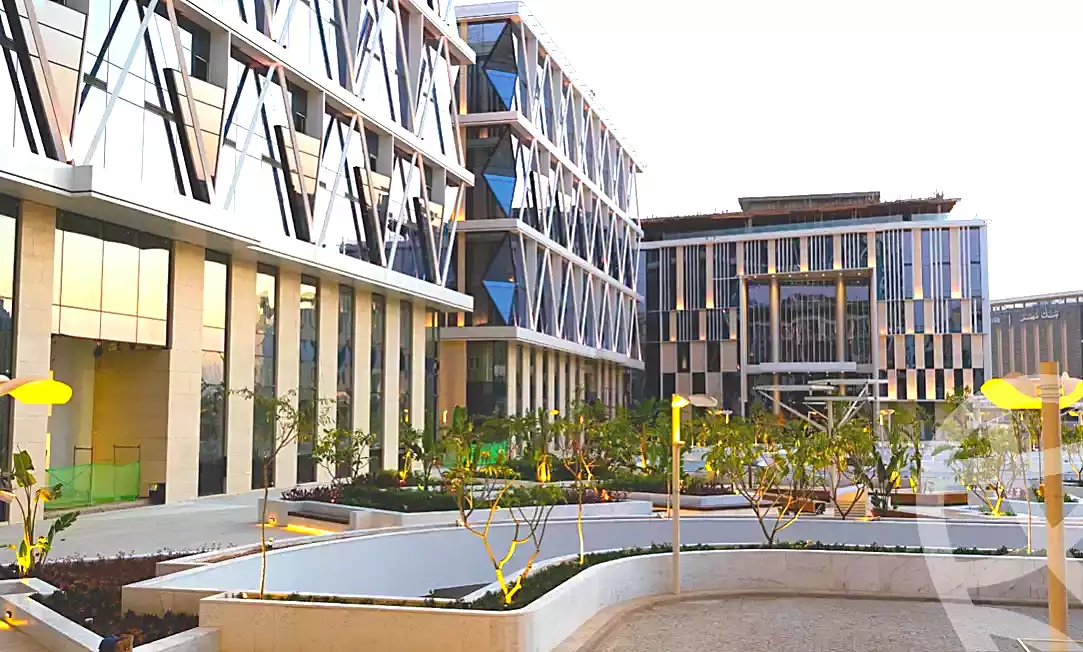 https://aqarmap.com.eg/ar/listing/7171767-for-rent-cairo-new-cairo-compounds-kyrw-byzns-blz-btr-hwm-llttwyr