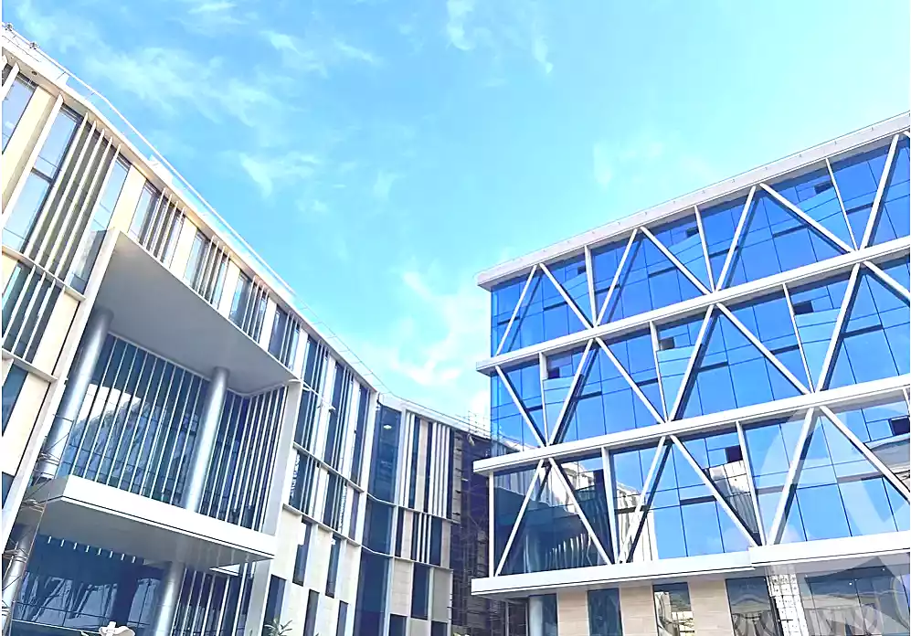 https://aqarmap.com.eg/ar/listing/7171767-for-rent-cairo-new-cairo-compounds-kyrw-byzns-blz-btr-hwm-llttwyr