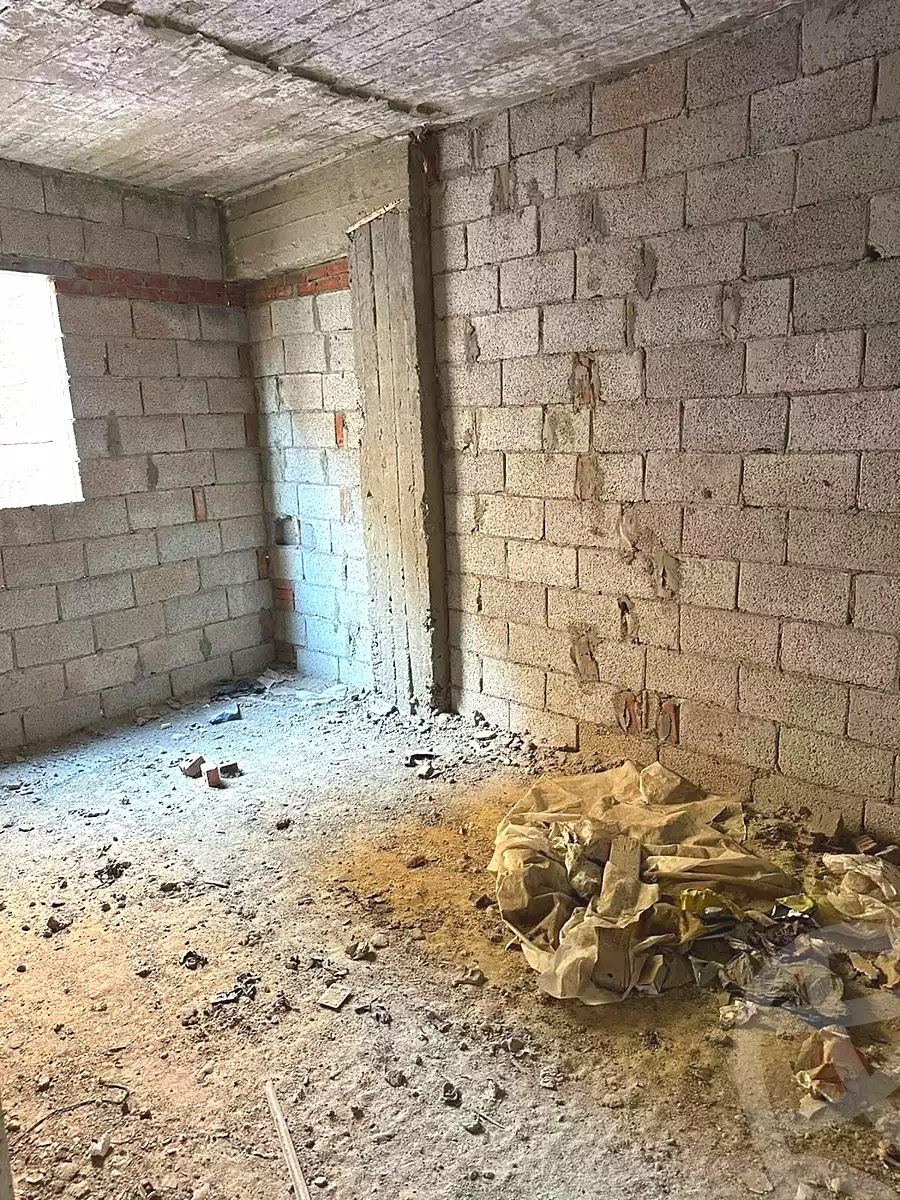 https://aqarmap.com.eg/en/listing/7188351-for-sale-alexandria-al-agamy-el-hanouvel-radwan-st