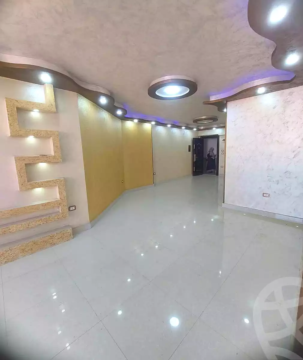 https://aqarmap.com.eg/ar/listing/7188586-for-rent-alexandria-lsywf-mostafa-kamel-st