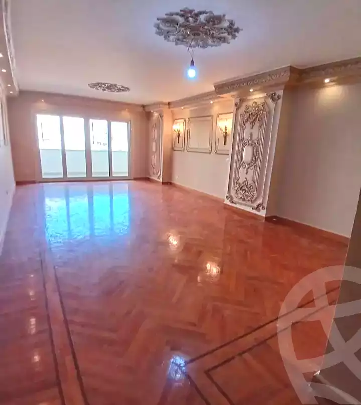 https://aqarmap.com.eg/ar/listing/7188656-for-rent-alexandria-glim