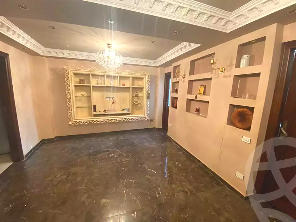 https://aqarmap.com.eg/en/listing/7188806-for-sale-alexandria-rs-ltyn