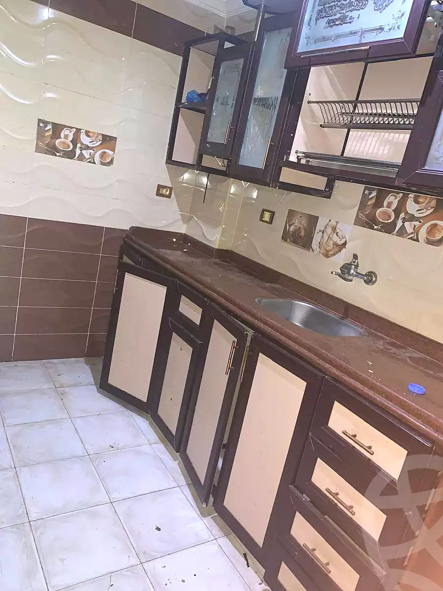 https://aqarmap.com.eg/ar/listing/7188898-for-sale-alexandria-al-agamy-el-hanouvel-el-kholafaa-el-rashdeen-st