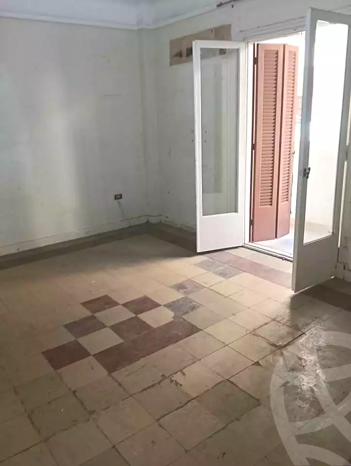 https://aqarmap.com.eg/ar/listing/7188979-for-sale-alexandria-ganaklis