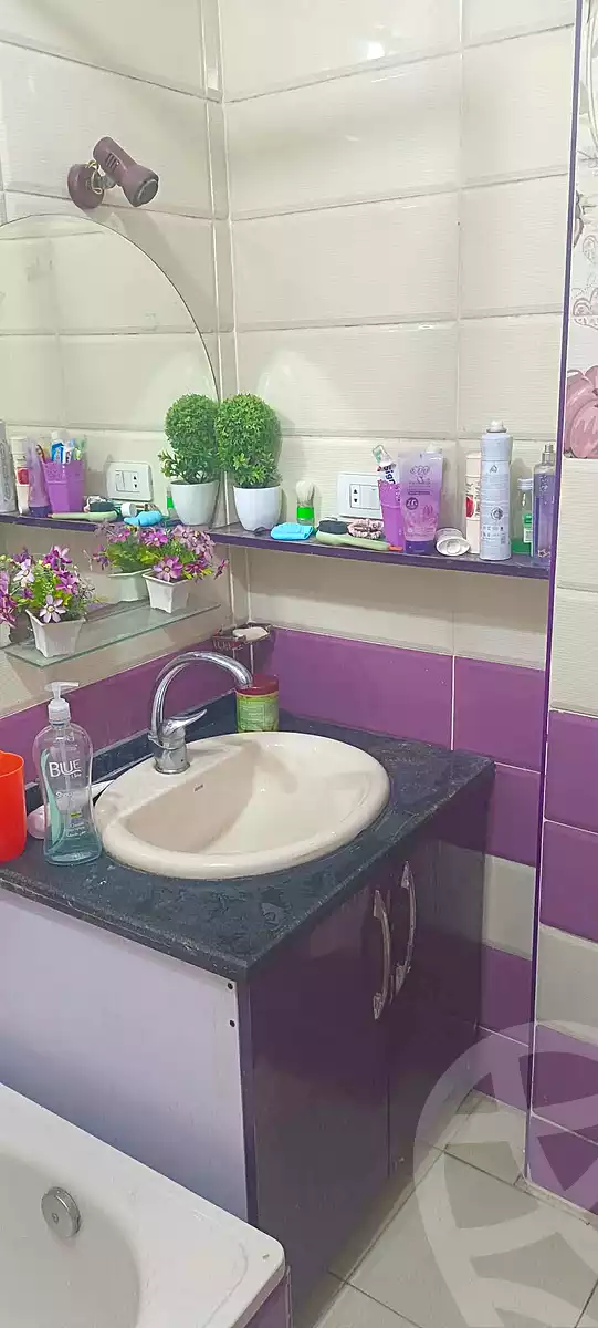 https://aqarmap.com.eg/ar/listing/7189016-for-sale-cairo-helwan-hadayek-helwan-nile-corniche-st
