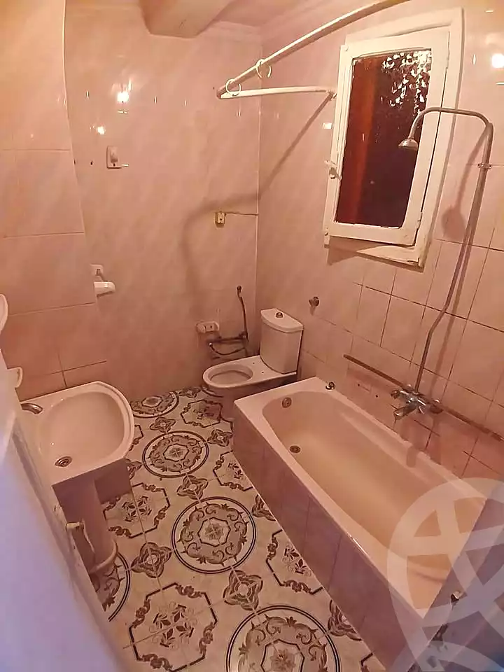 https://aqarmap.com.eg/ar/listing/7189237-for-sale-alexandria-fyktwry-shr-jml-bd-lnsr