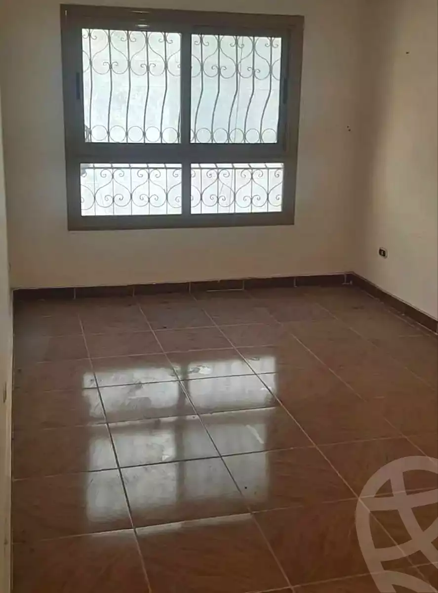 https://aqarmap.com.eg/en/listing/7189333-for-sale-alexandria-sydy-bshr