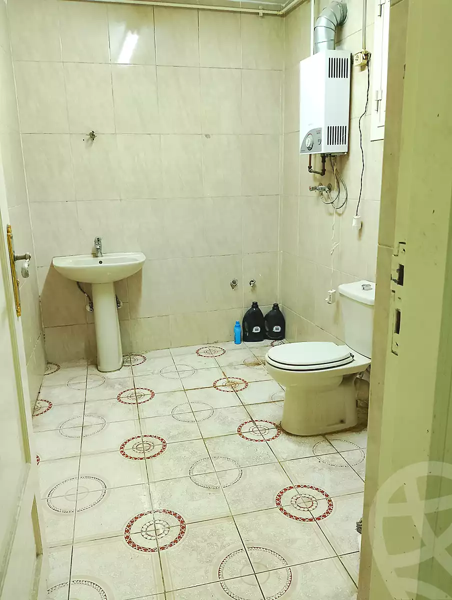 https://aqarmap.com.eg/ar/listing/7189410-for-rent-cairo-helwan-helwan-el-sharkeya-abd-el-rahman-pasha-st