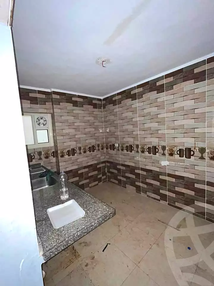 https://aqarmap.com.eg/en/listing/7189656-for-rent-alexandria-lsywf-mostafa-kamel-st