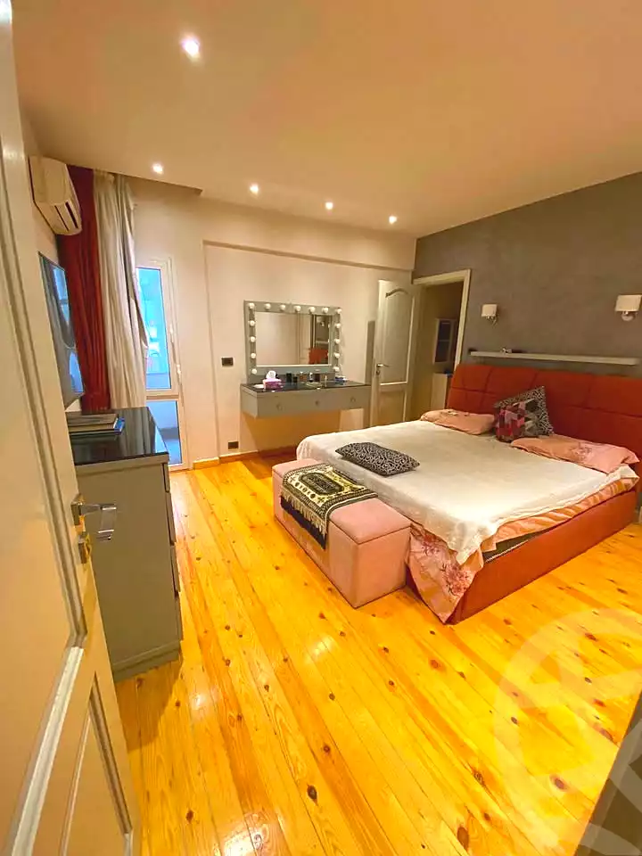 https://aqarmap.com.eg/ar/listing/7189660-for-sale-alexandria-tharwat