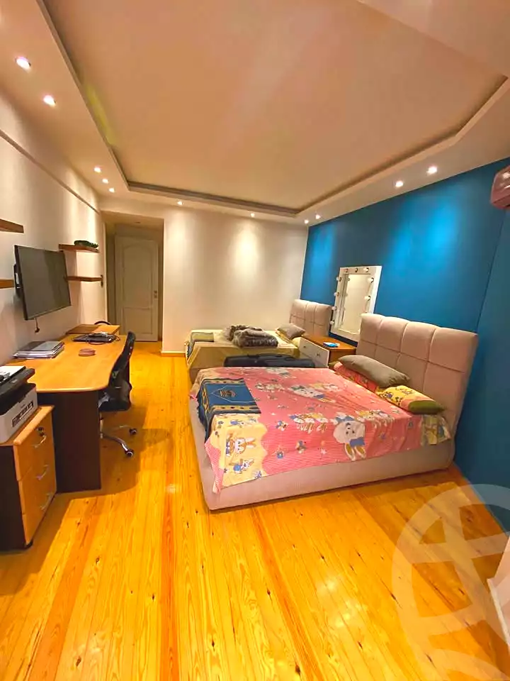 https://aqarmap.com.eg/ar/listing/7189660-for-sale-alexandria-tharwat