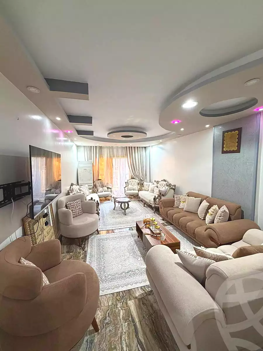 https://aqarmap.com.eg/ar/listing/7189778-for-sale-alexandria-al-agamy-lbytsh-bianchiii-el-arbaeen-st